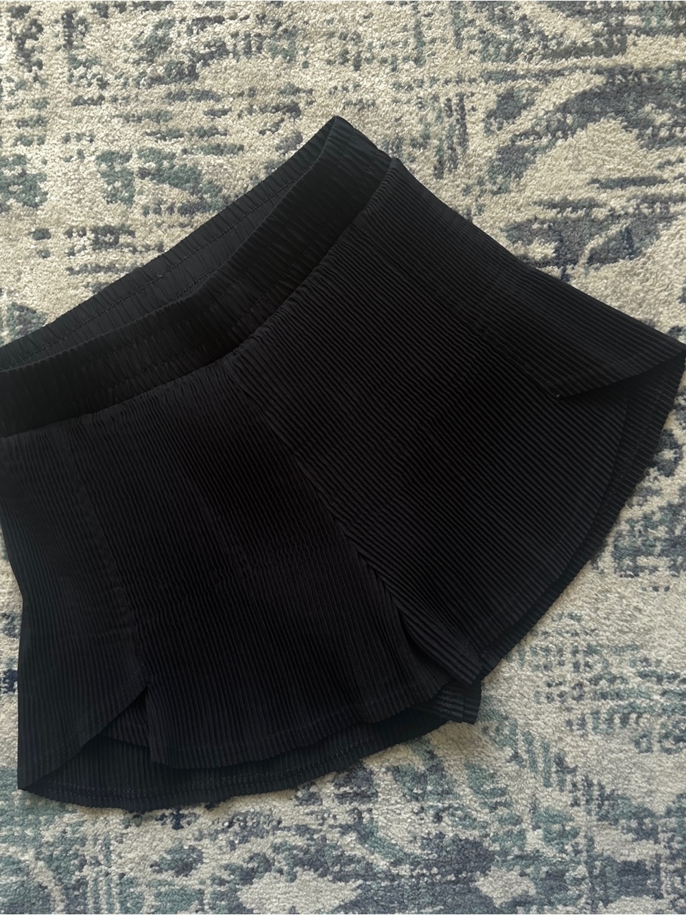 all in motion Black Pleated Shorts